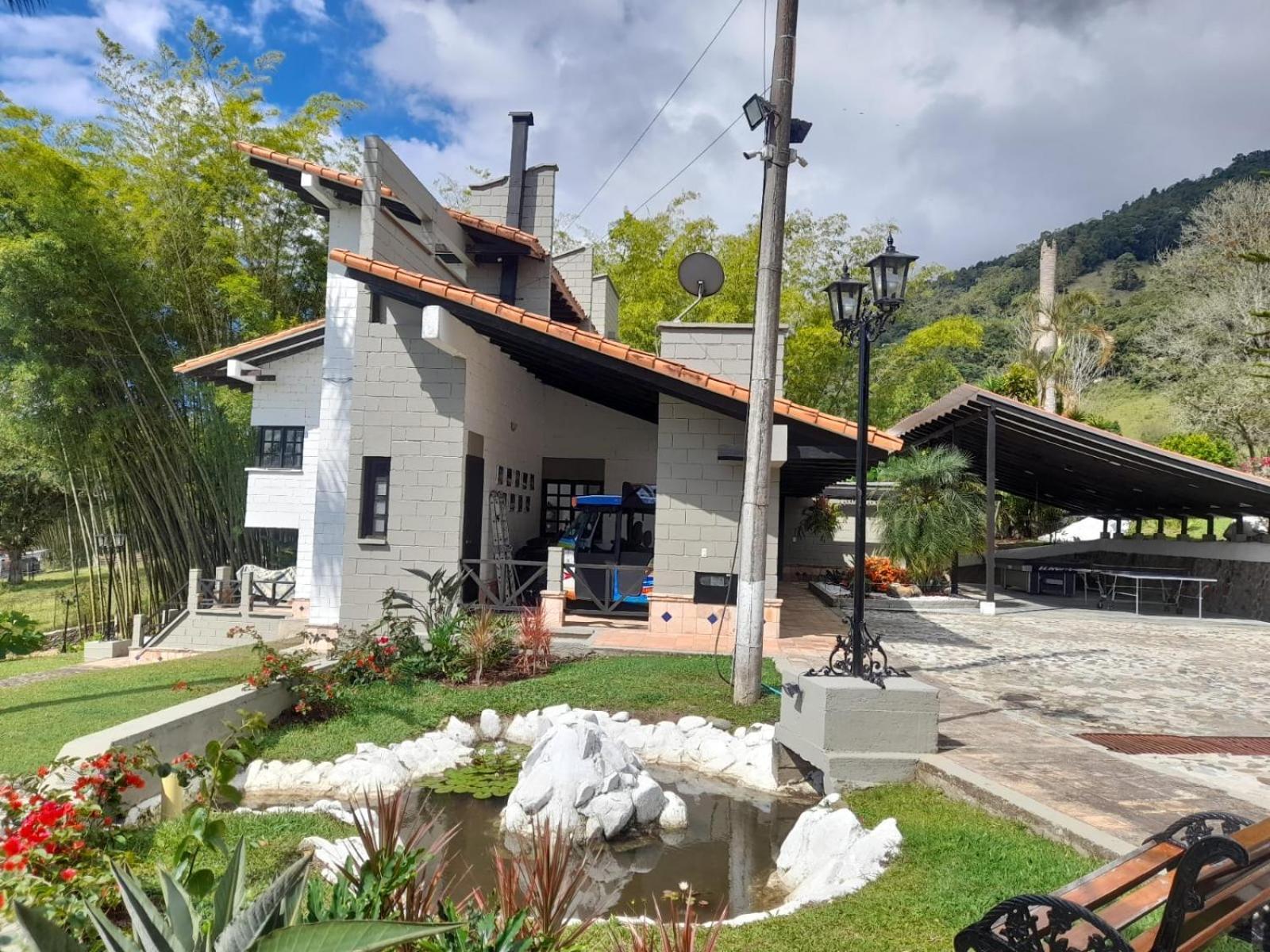 Hotel Maca Lago カリマ エクステリア 写真