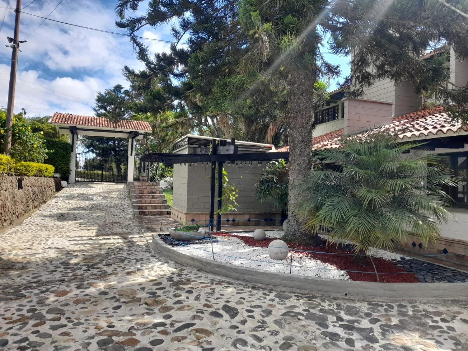 Hotel Maca Lago カリマ エクステリア 写真